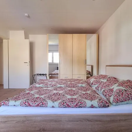 Maisonette-wohnung Alpaka Feriehus *